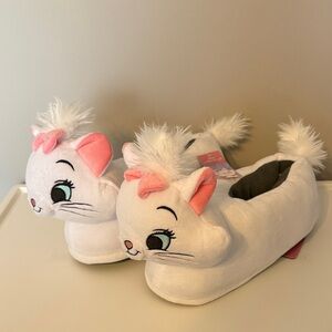 BRAND NEW Aristocats White & Pink Slippers House shoes - Marie - Multiple Sizes